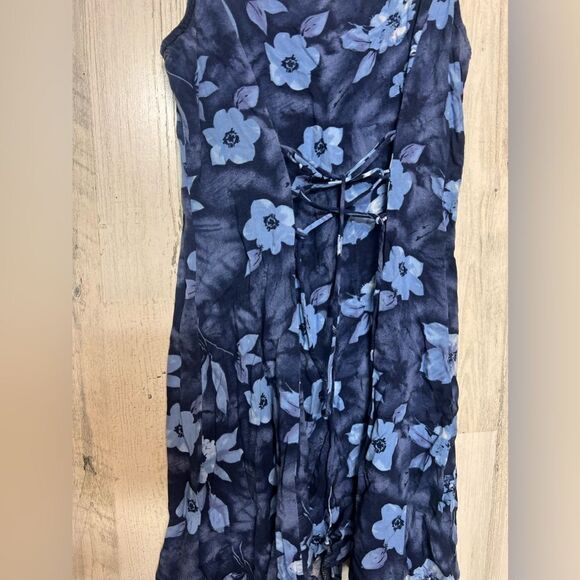 Floral Mini dress - Picture 5 of 11